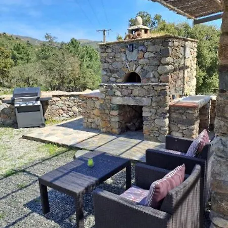 Vakantiehuis Maison En Pierre Corse Avec Vue Entre Et Montagne Moltifao