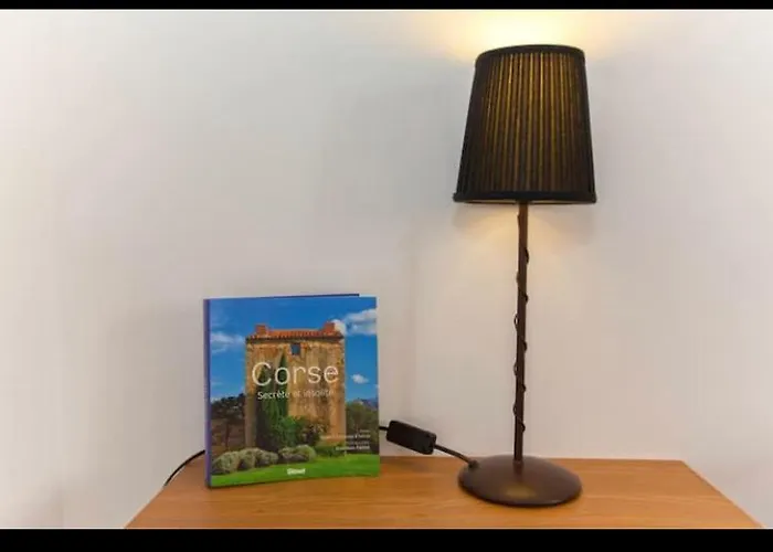 Maison En Pierre Corse Avec Vue Entre Et Montagne 度假居